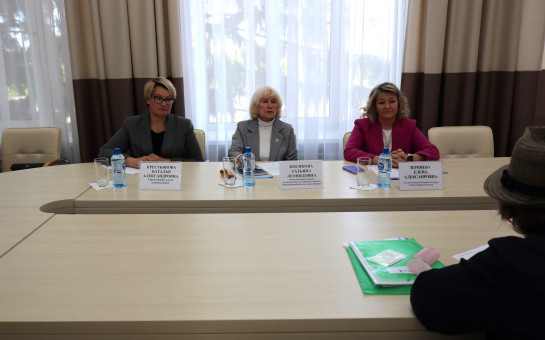 Уполномоченный по правам человека в Новосибирской области Елена Зерняева провела личный приём граждан в Бердске